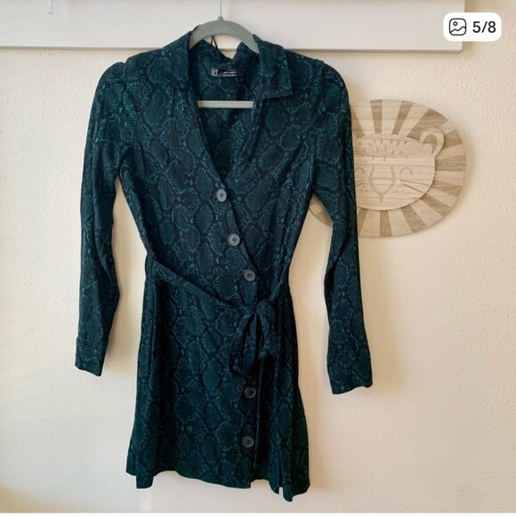 ZARA Green Black Snake Print Wrap Mini Dress Long Sleeve Belted Collared XS - Picture 4 of 12
